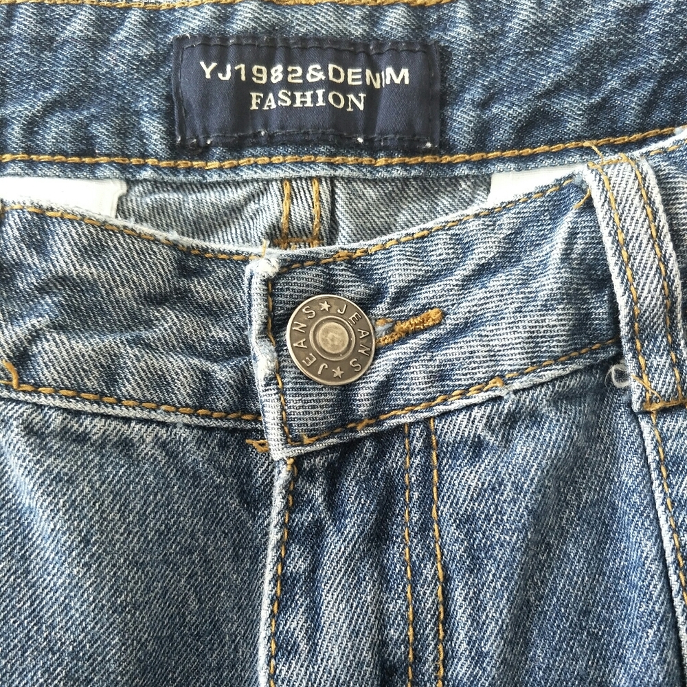 YJ1982 Jean Shorts